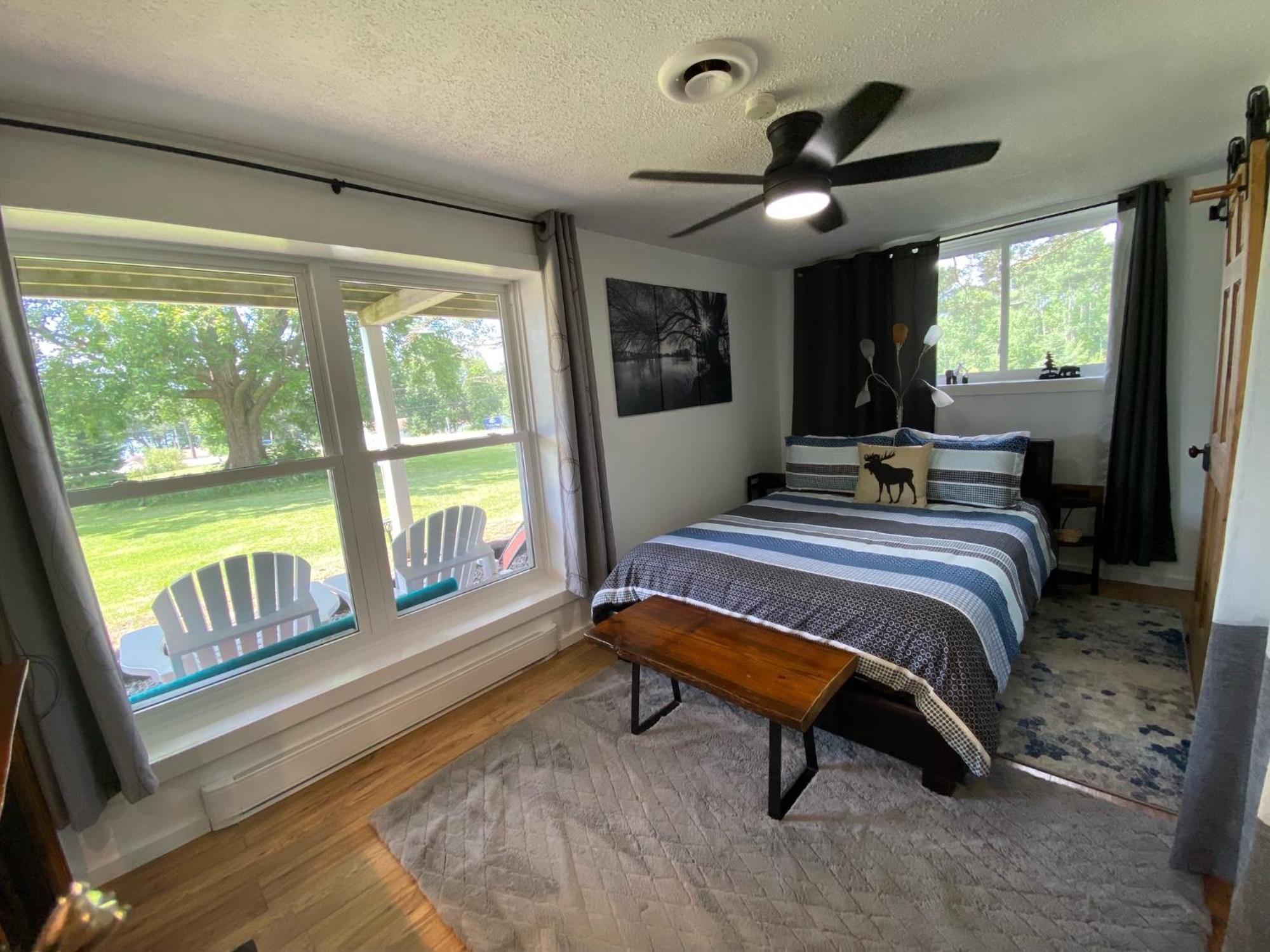 Our Place Up North Bnb Huntsville Extérieur photo