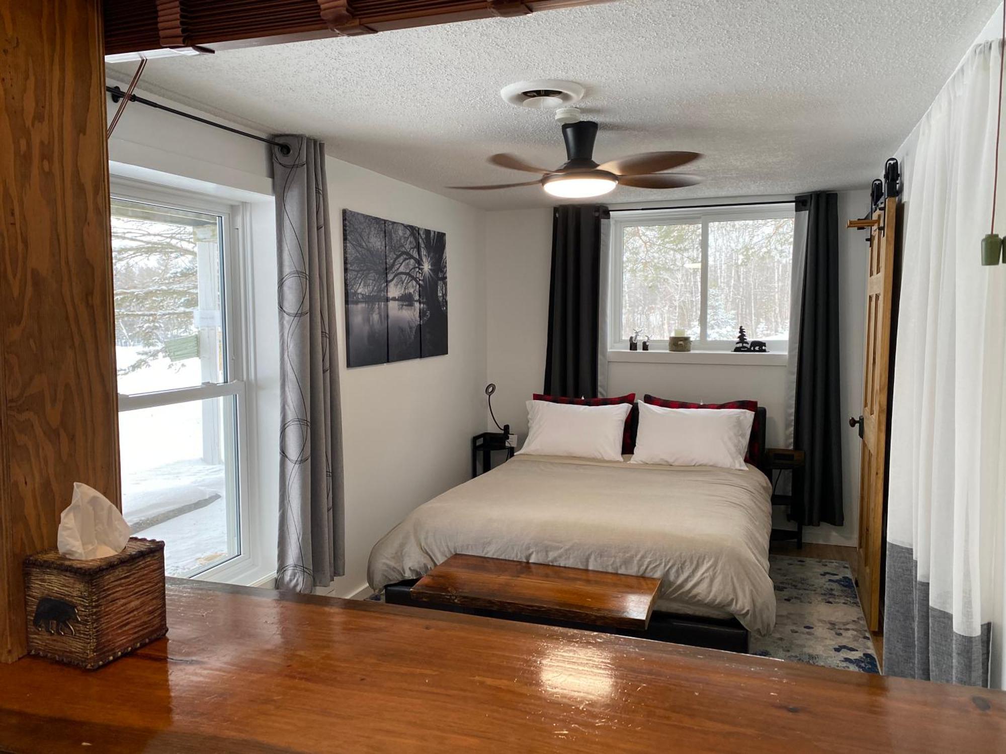 Our Place Up North Bnb Huntsville Extérieur photo