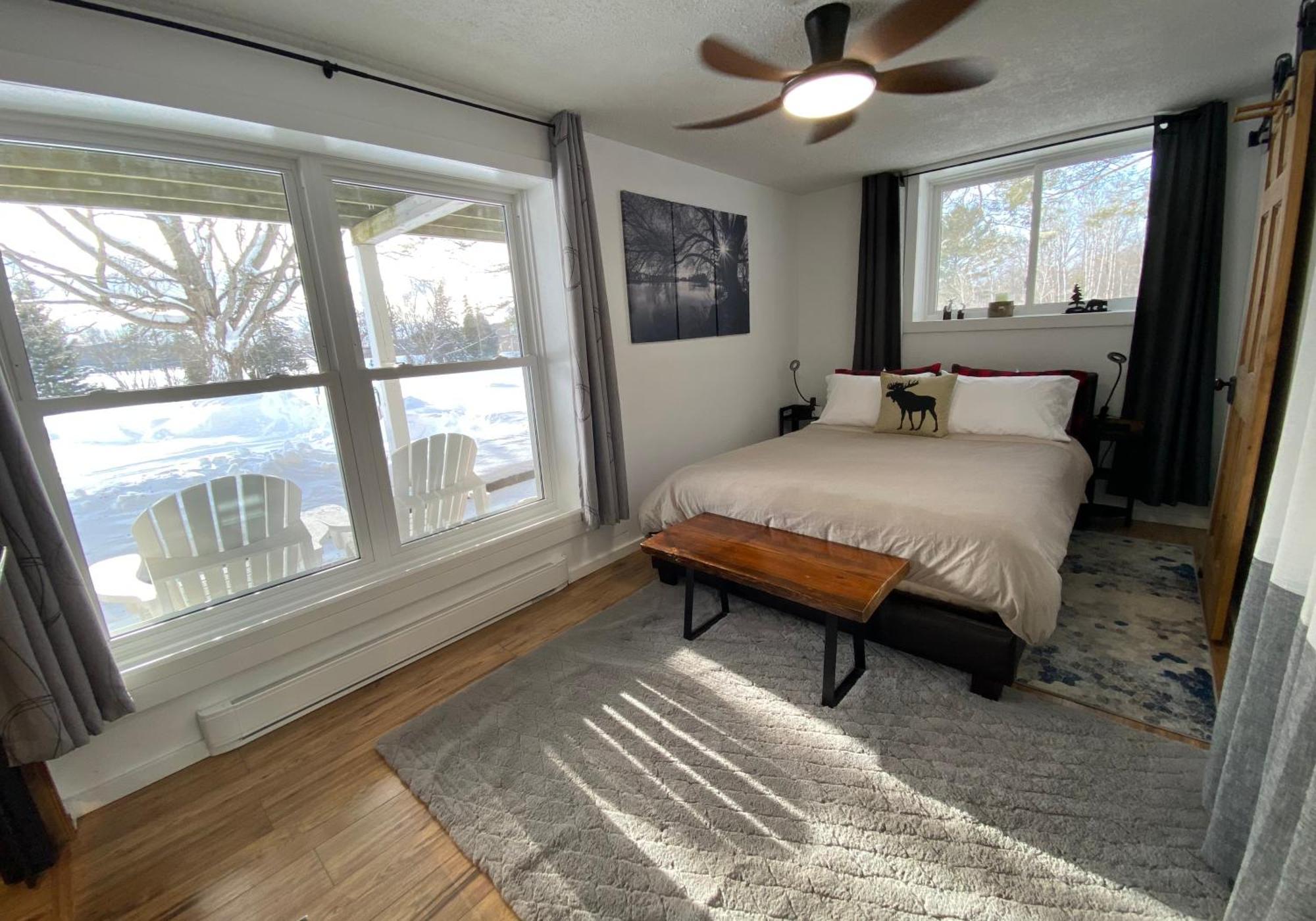 Our Place Up North Bnb Huntsville Extérieur photo