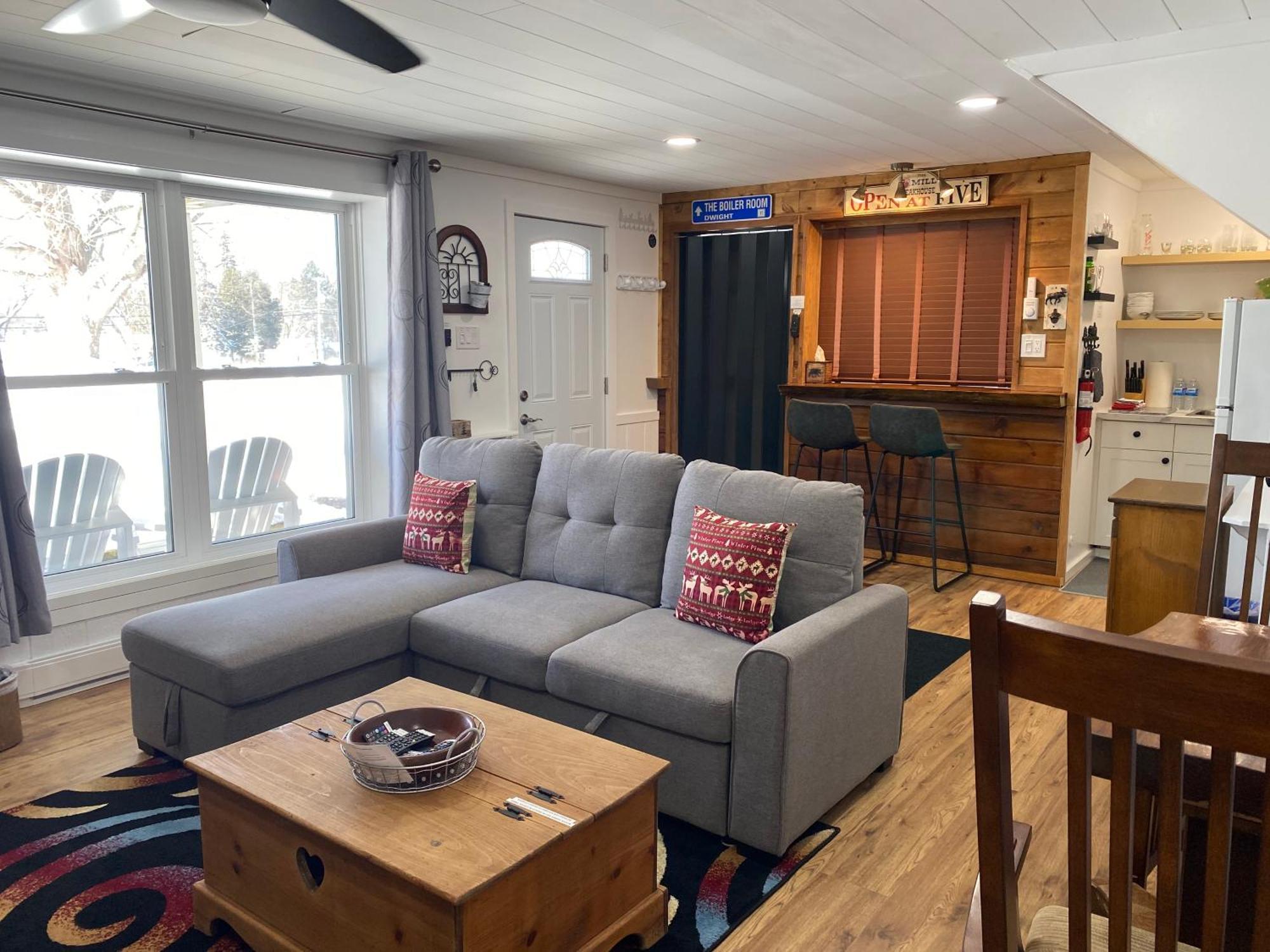 Our Place Up North Bnb Huntsville Extérieur photo