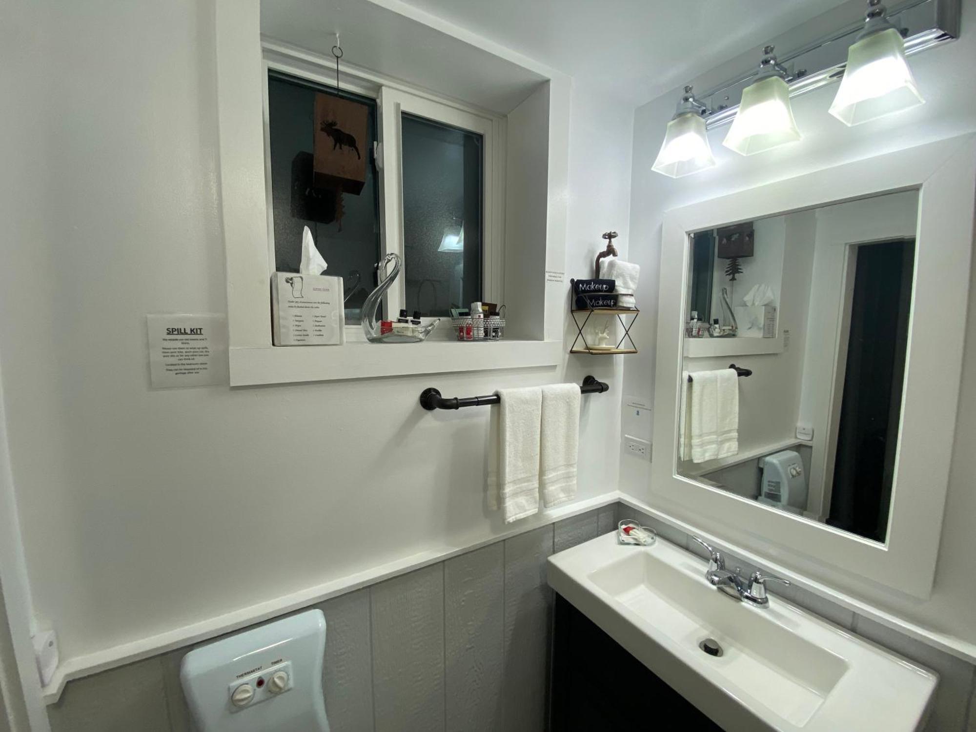 Our Place Up North Bnb Huntsville Extérieur photo
